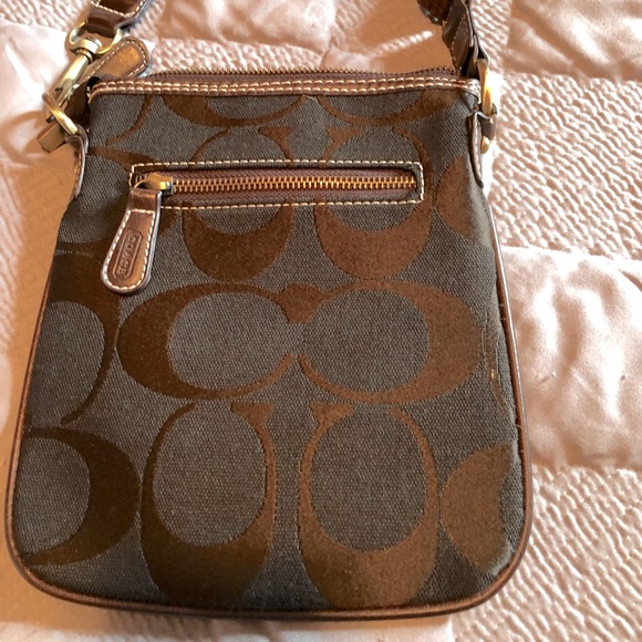 Coach Crossbody Bag - Picture 5 of 7